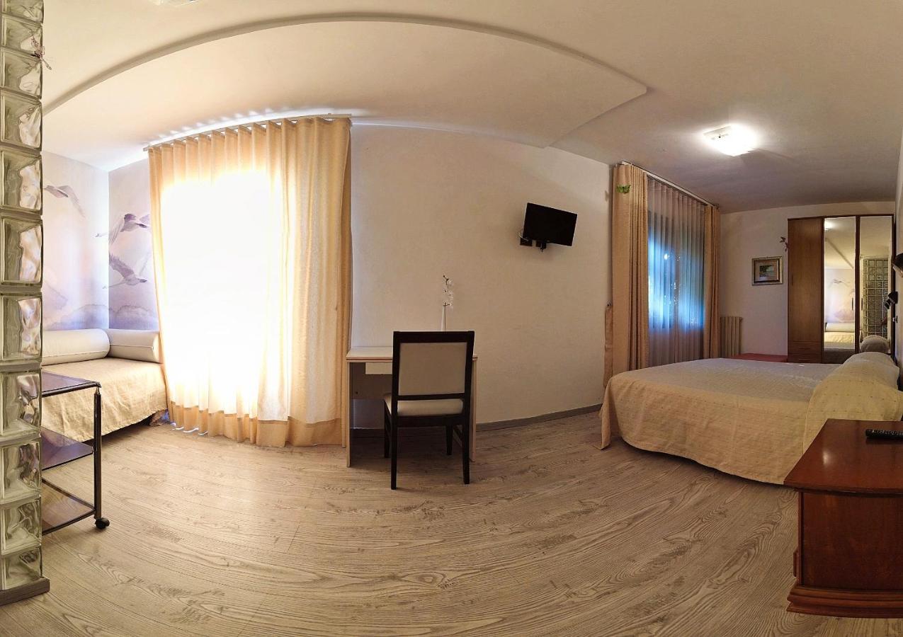 Ristorante Albergo Gerardo Di Masi Caposele ภายนอก รูปภาพ