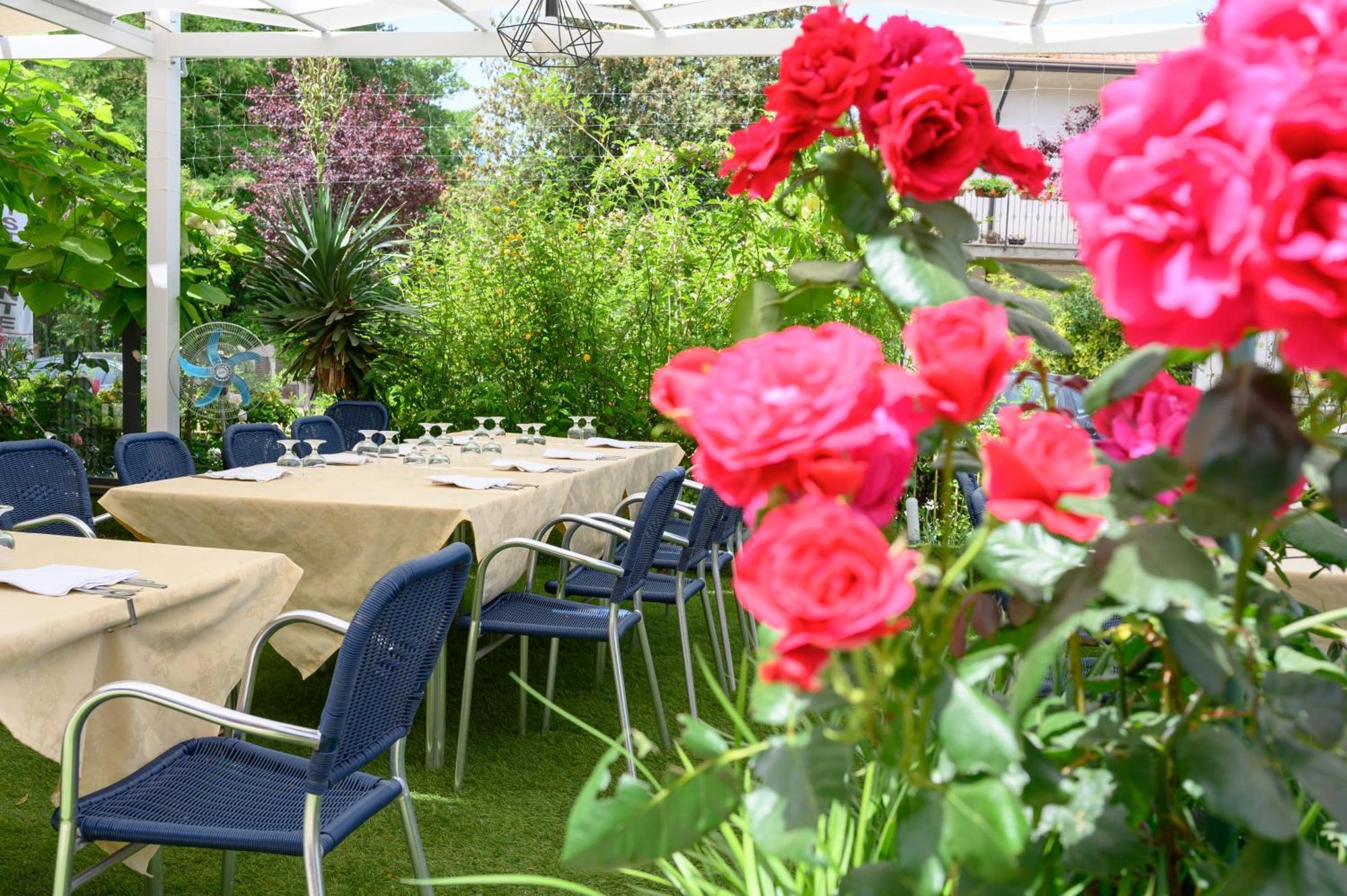 Ristorante Albergo Gerardo Di Masi Caposele ภายนอก รูปภาพ