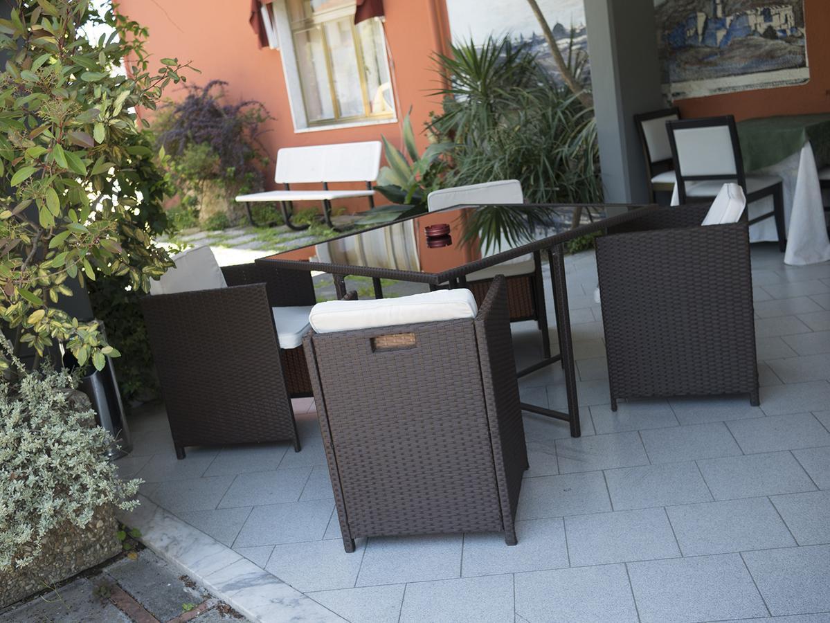 Ristorante Albergo Gerardo Di Masi Caposele ภายนอก รูปภาพ